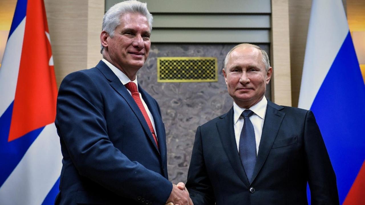 Díaz-Canel y Putin durante la visita del gobernante cubano a Rusia en 2019.