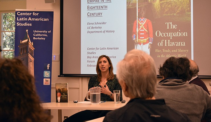 Elena Schneider durante la presentación de 'The Occupation of Havana'.