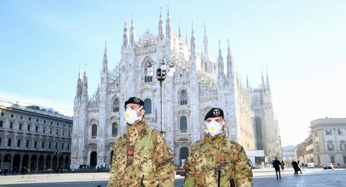 Patrullaje militar en Italia por la emergencia sanitaria.