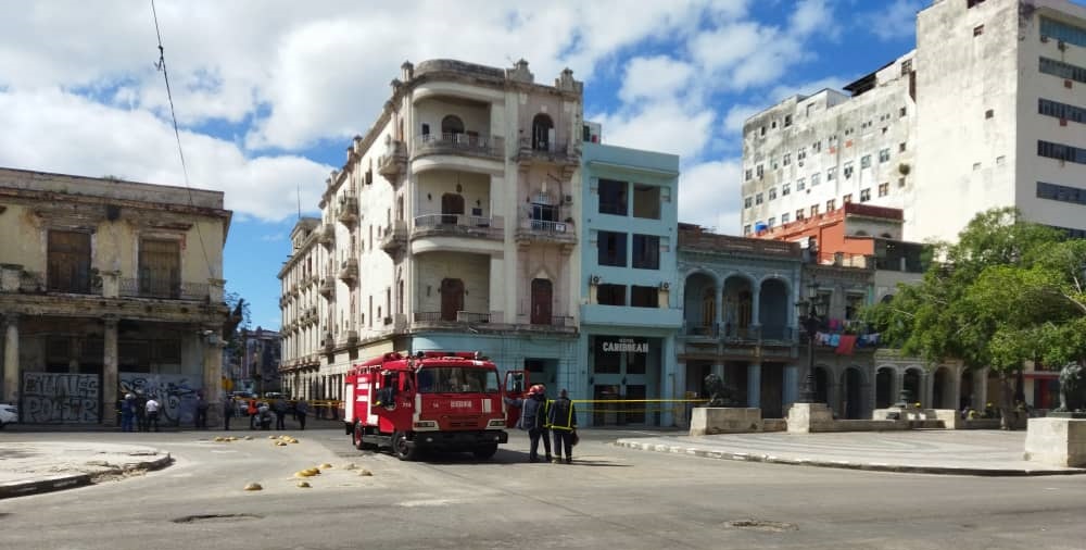 Vista de la calle Prado en las inmediaciones del Hotel Caribbean después de la explosión.