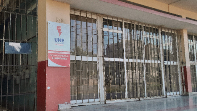 Oficina de la Unión Eléctrica en La Habana.