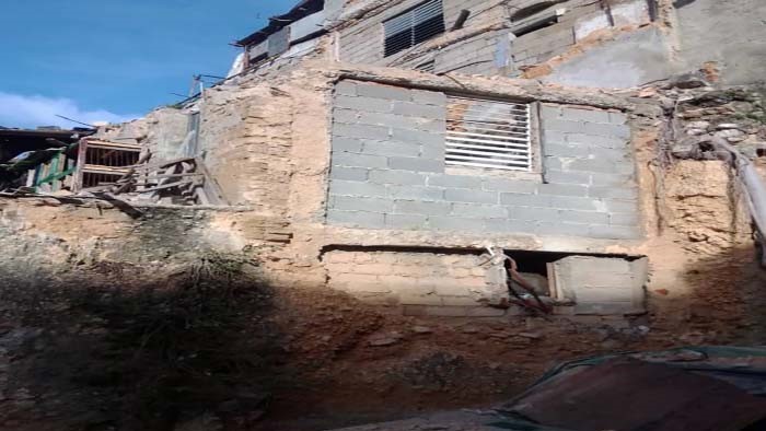 La vivienda afectada por el derrumbe en La Habana Vieja.
