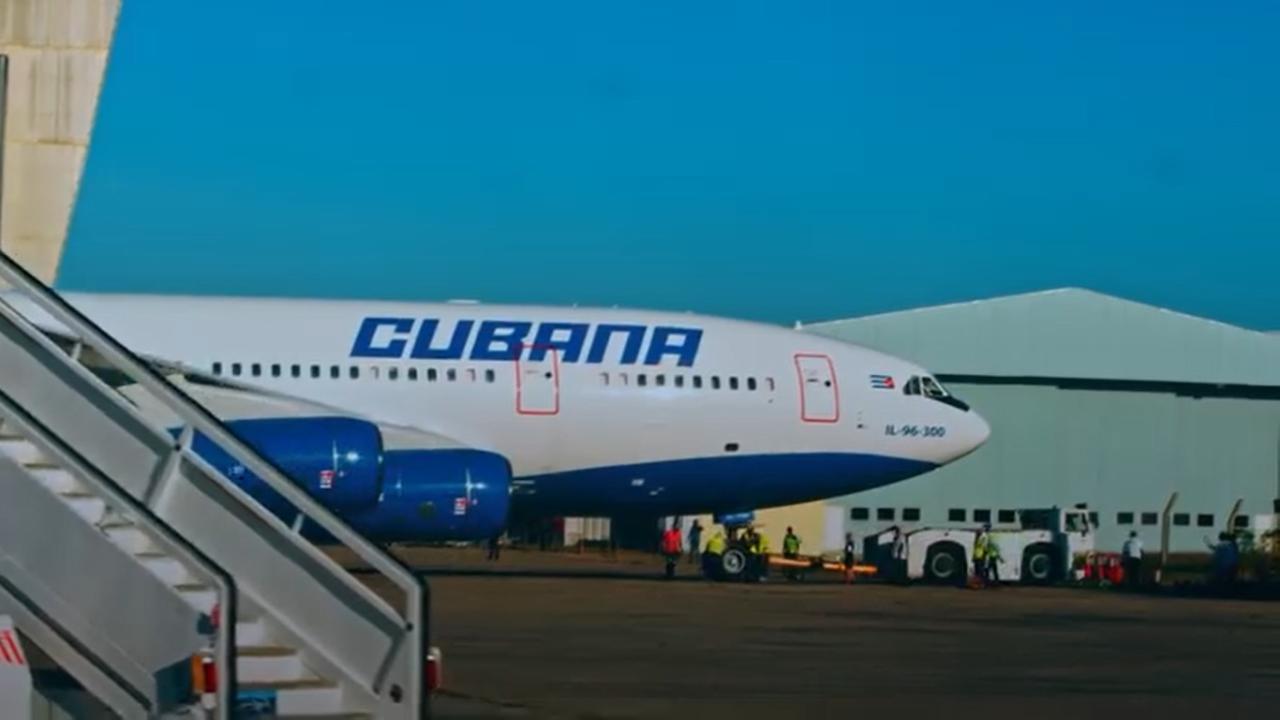 Avión de la aerolínea Cubana de Aviación. Captura de pantalla.