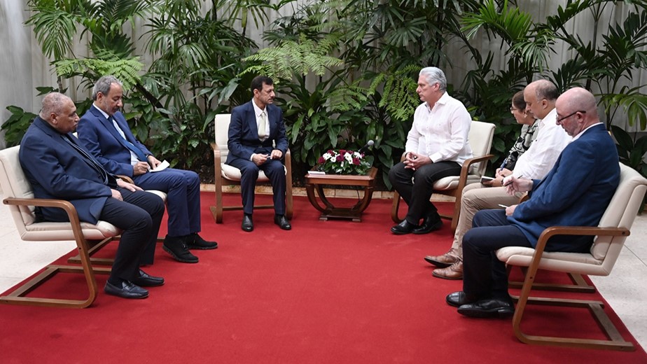 Encuentro entre Miguel Díaz-Canel y el presidente de la Autoridad de Inversiones de Omán.