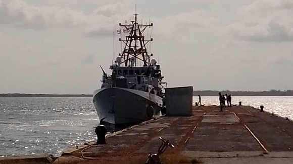 Barco que devolvió a los migrantes irregulares cubanos.
