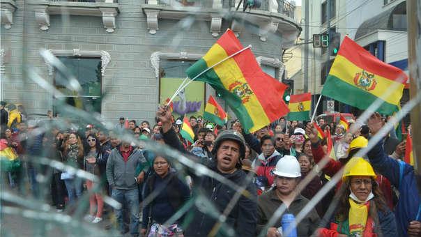 Opositores a Evo Morales en La Paz, este sábado. 