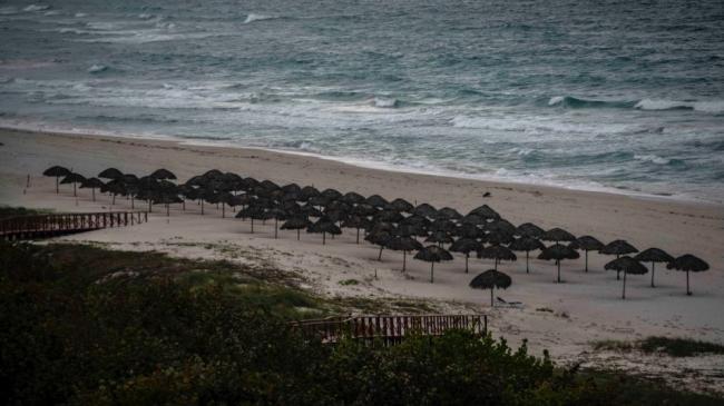 La playa de Varadero vacía durante la pandemia.