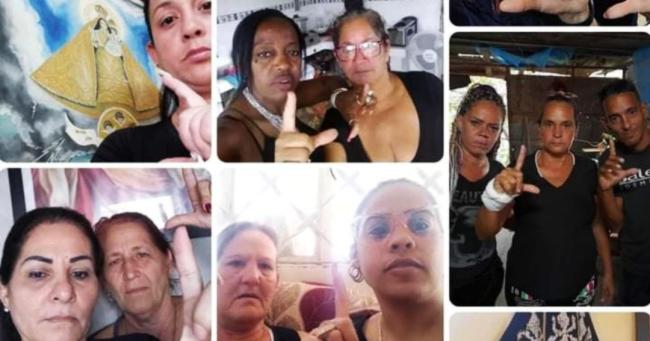 Varias madres y esposas integrantes de Cuba de Luto.